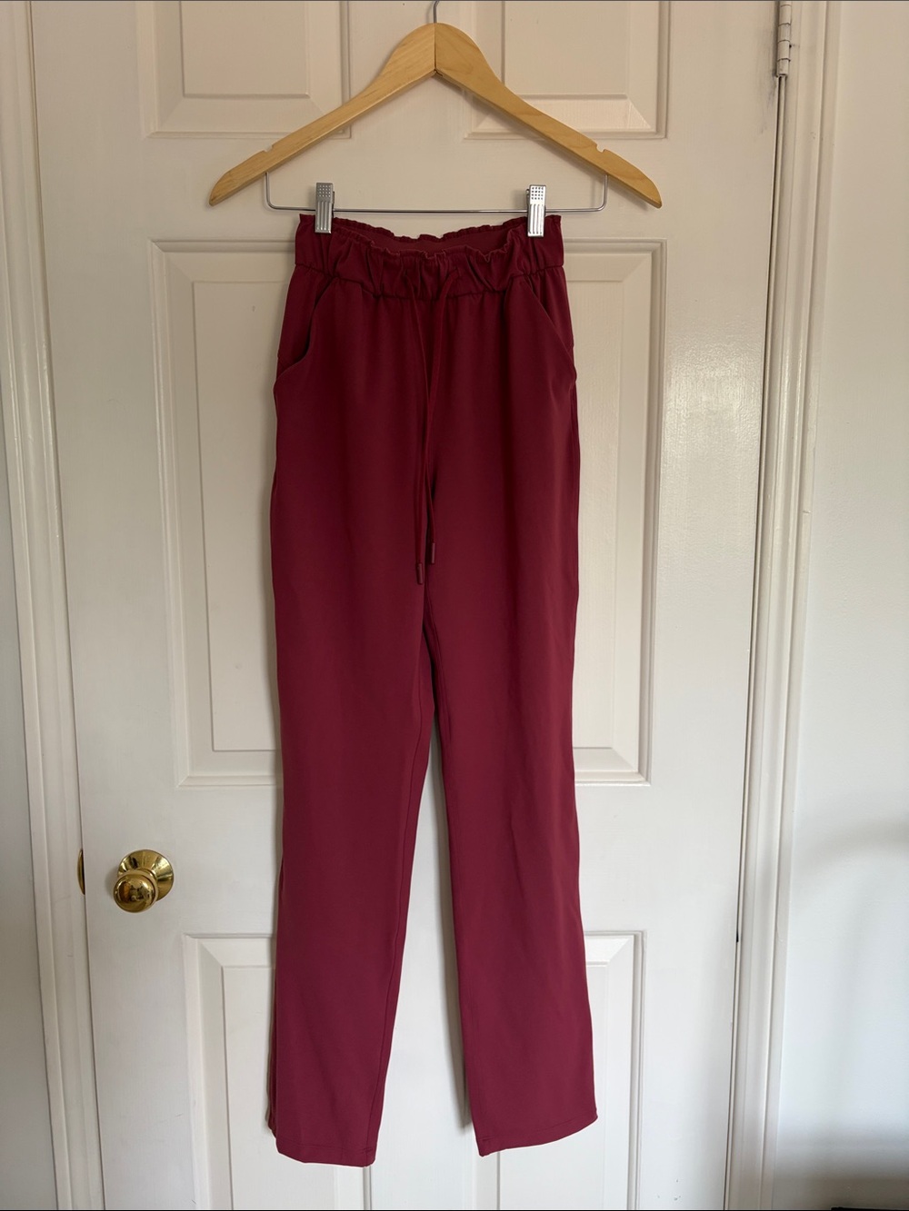 Lululemon High-Rise Stretch Woven Pants Wine Size 2 Like New